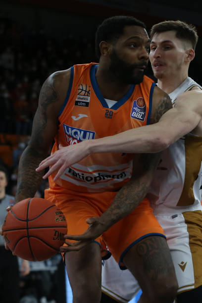 了比赛场上 了比赛场上