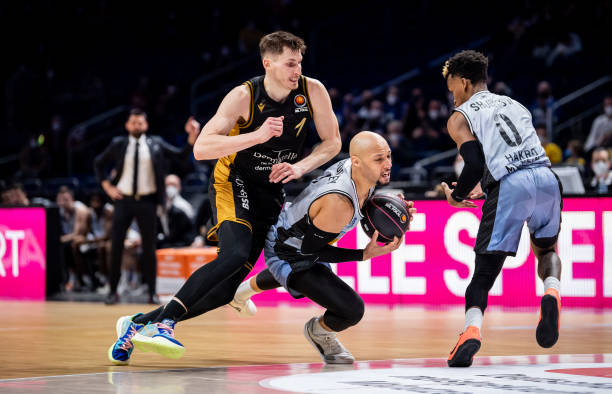 力的综合体 力的综合体